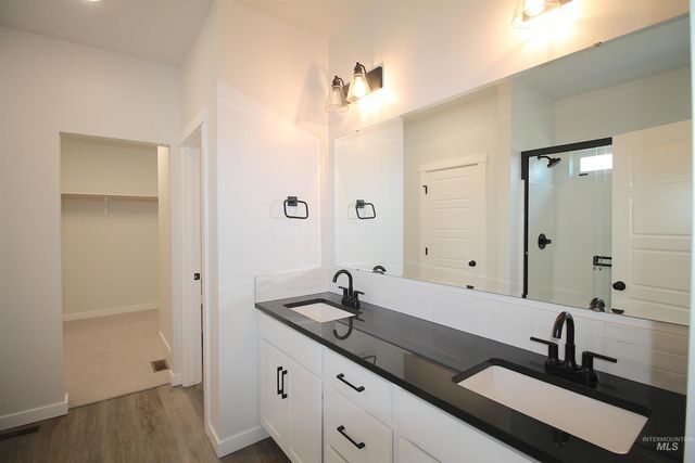 10010 W Lyrical Dr, Boise, ID 83709