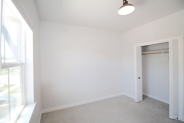 10010 W Lyrical Dr, Boise, ID 83709