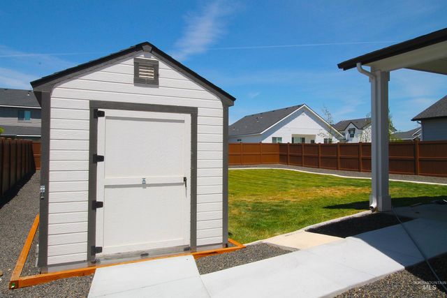 10010 W Lyrical Dr, Boise, ID 83709