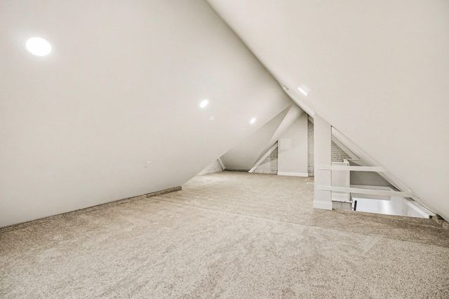 516 W 12th Street, Newport, KY 41071