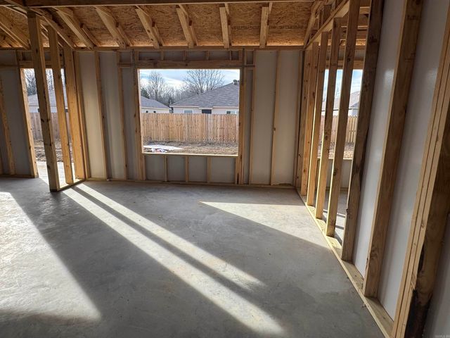 15 Oak Leaf Drive, Conway, AR 72032