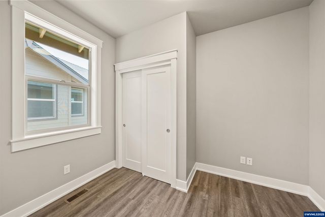 2522 NW Redwood Cir, Redmond, OR 97756