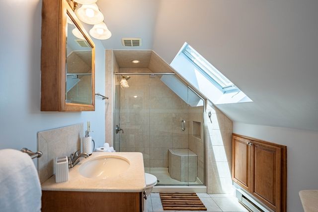 247 Washington St 11, Winchester, MA 01890