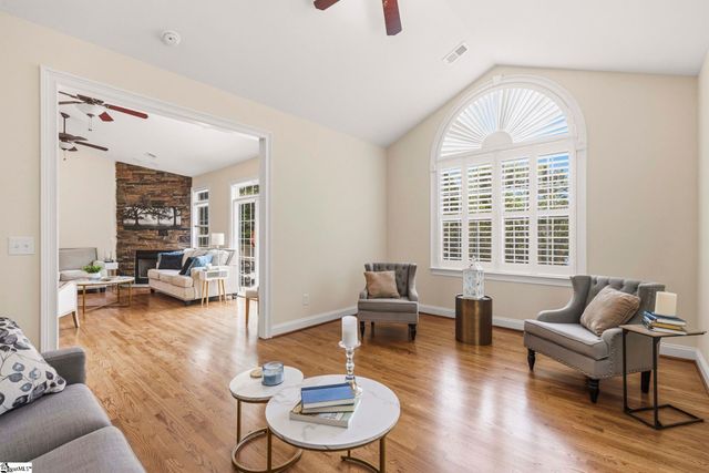 138 Yacht Drive, Laurens, SC 29360