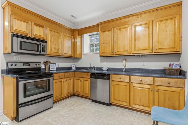 138 Yacht Drive, Laurens, SC 29360