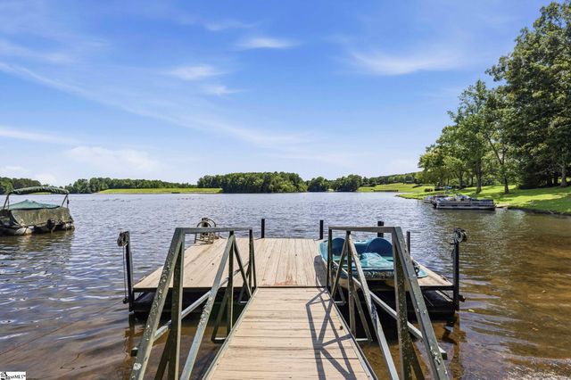 138 Yacht Drive, Laurens, SC 29360
