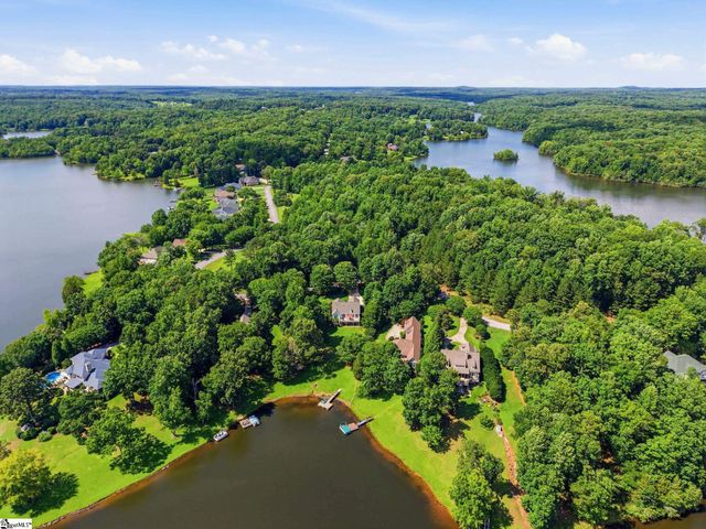 138 Yacht Drive, Laurens, SC 29360