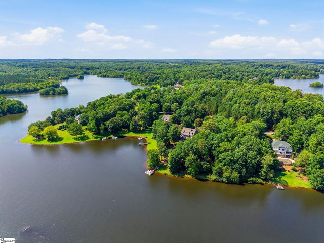 138 Yacht Drive, Laurens, SC 29360