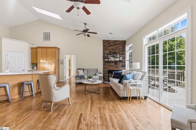 138 Yacht Drive, Laurens, SC 29360