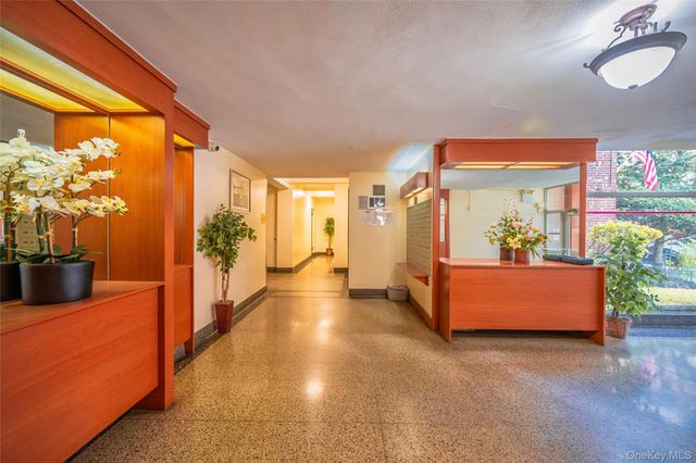 33-44 Junction Boulevard 2V, Jackson Heights, NY 11372