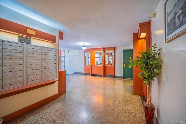 33-44 Junction Boulevard 2V, Jackson Heights, NY 11372