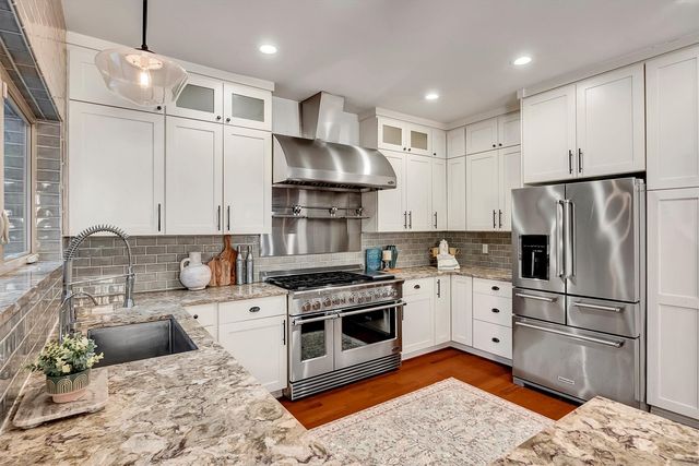 3018 Ilwaco Avenue NE, Renton, WA 98059