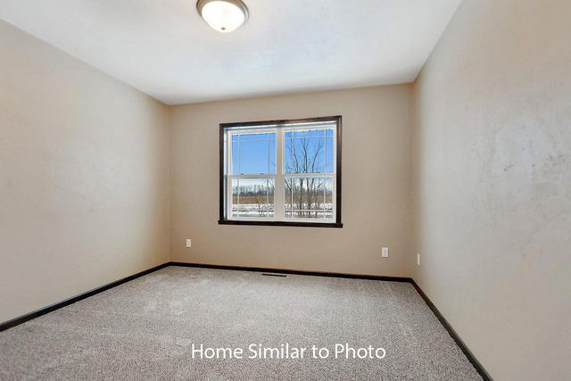 1735 BETTY JEAN LANE, Green Bay, WI 54313