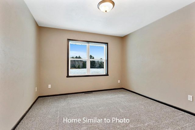 1735 BETTY JEAN LANE, Green Bay, WI 54313