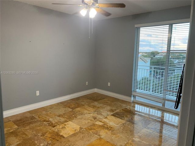 7280 SW 90th Street 504, Miami, FL 33156