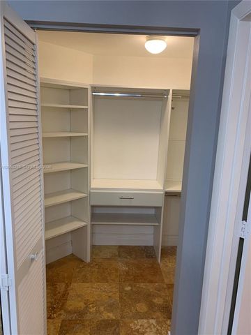 7280 SW 90th Street 504, Miami, FL 33156