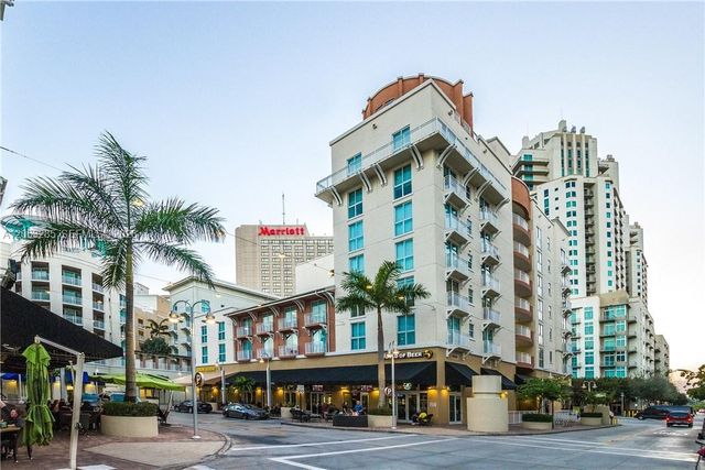 7280 SW 90th Street 504, Miami, FL 33156