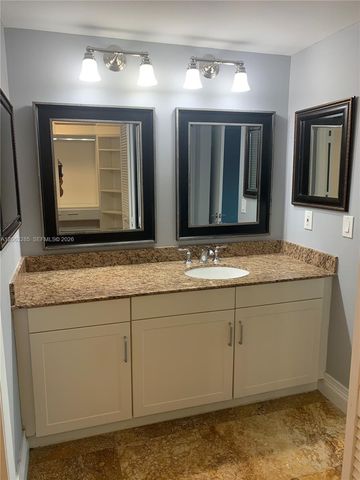 7280 SW 90th Street 504, Miami, FL 33156