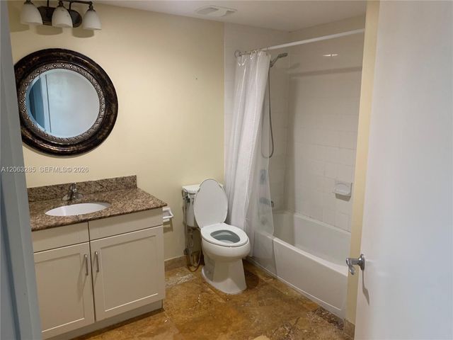 7280 SW 90th Street 504, Miami, FL 33156