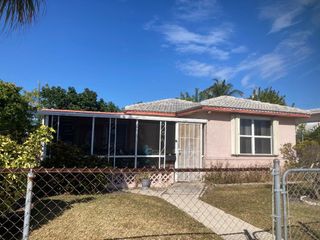 120 W 22nd Street, Riviera Beach, FL 33404
