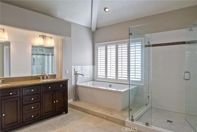 25 BRIDINGTON, Laguna Niguel, CA 92677