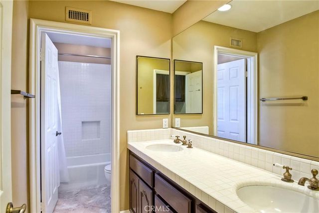 25 BRIDINGTON, Laguna Niguel, CA 92677