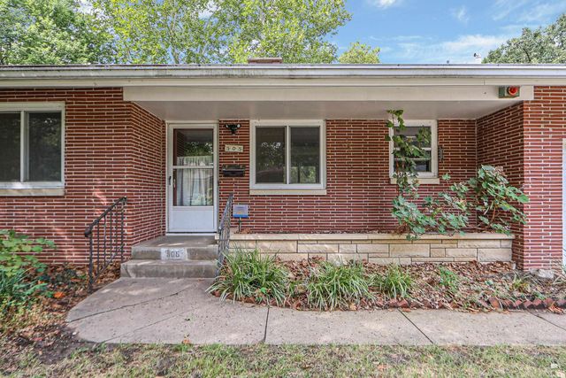 505 Oakdale Drive, Manhattan, KS 66502