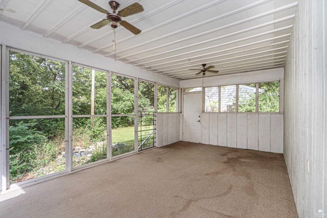 505 Oakdale Drive, Manhattan, KS 66502