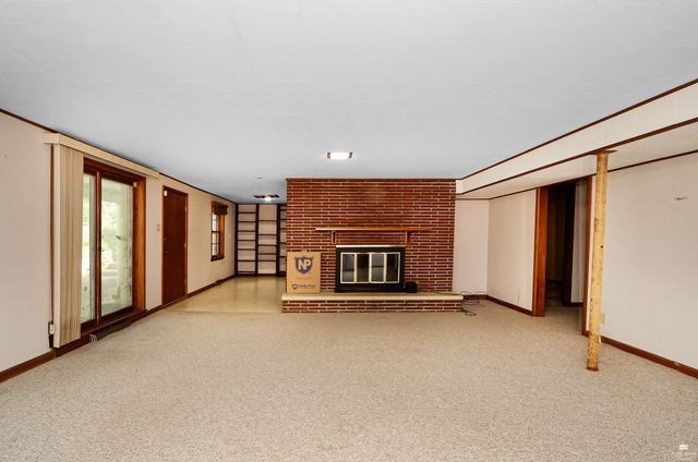505 Oakdale Drive, Manhattan, KS 66502