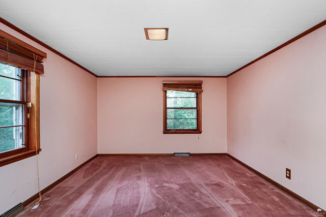 505 Oakdale Drive, Manhattan, KS 66502