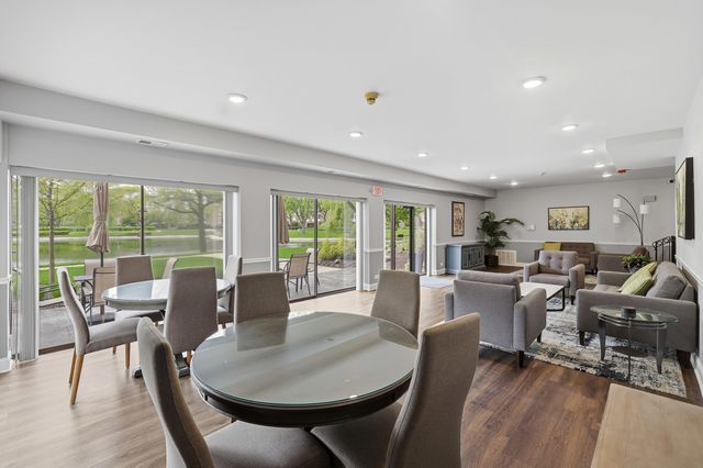 175 Lake Boulevard 302, Buffalo Grove, IL 60089