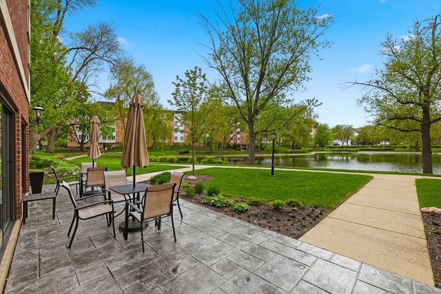 175 Lake Boulevard 302, Buffalo Grove, IL 60089