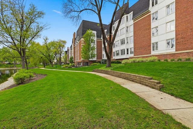 175 Lake Boulevard 302, Buffalo Grove, IL 60089