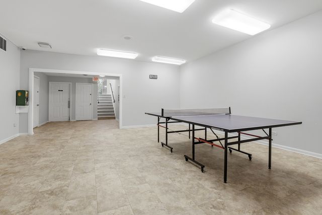175 Lake Boulevard 302, Buffalo Grove, IL 60089