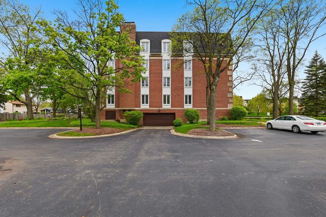 175 Lake Boulevard 302, Buffalo Grove, IL 60089