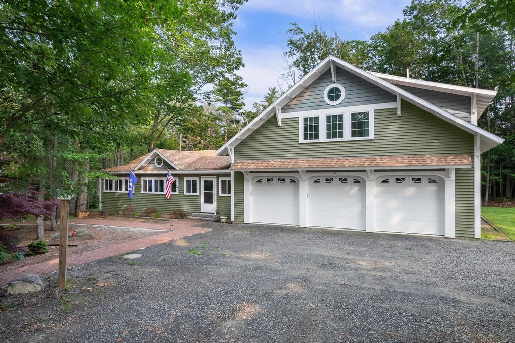 15 Loretta Lane, York, ME 03909