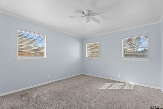 2304 Crestwood, Tyler, TX 75701