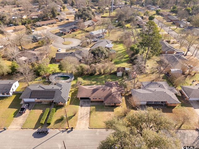 2304 Crestwood, Tyler, TX 75701