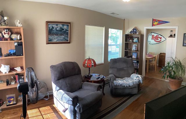 1302 E Clark St, Wichita, KS 67211