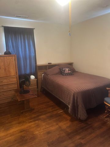 1302 E Clark St, Wichita, KS 67211