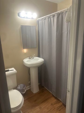 1302 E Clark St, Wichita, KS 67211