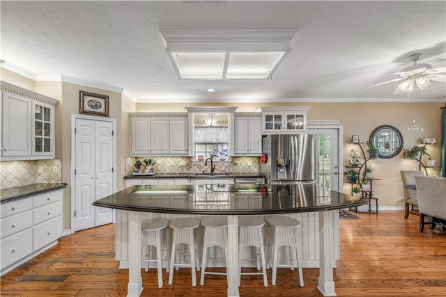 7 Hickory Ridge Place, Hilltop Lakes, TX 77871