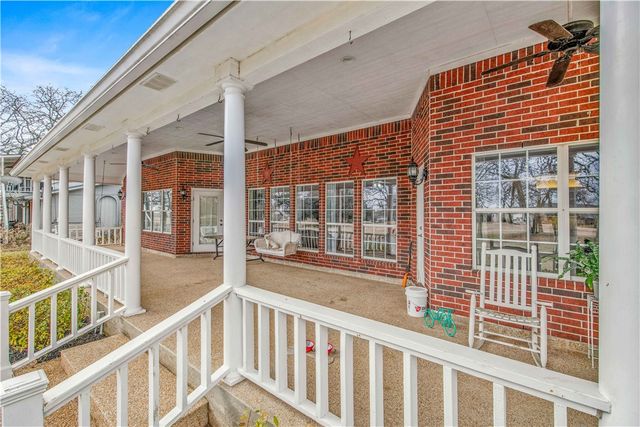 7 Hickory Ridge Place, Hilltop Lakes, TX 77871