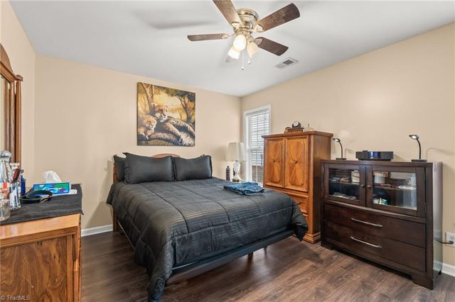 1623 Faircrest Lane, Greensboro, NC 27406