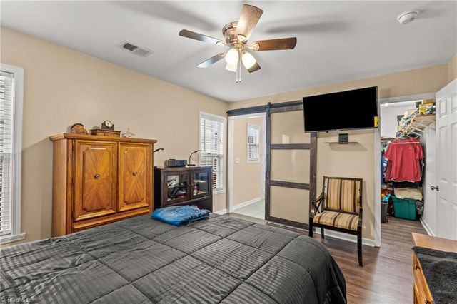 1623 Faircrest Lane, Greensboro, NC 27406