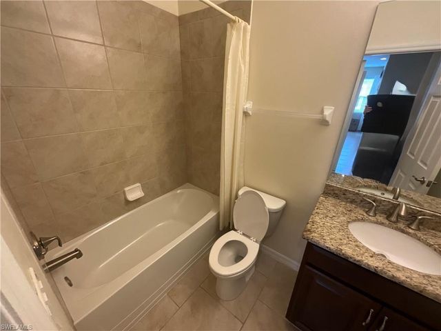 18213 Creekside Preserve LOOP # 201, Fort Myers, FL 33908