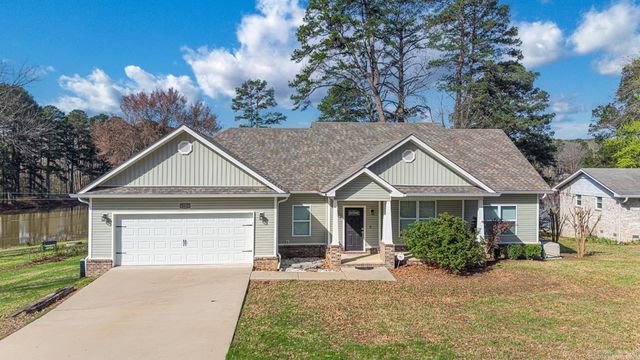 1812 E Lakeview, Benton, AR 72015