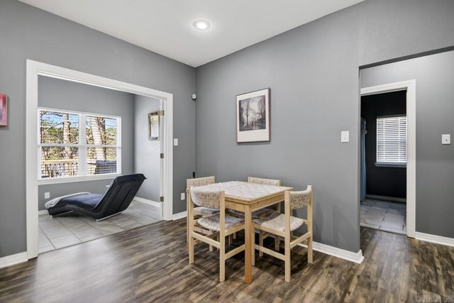 1812 E Lakeview, Benton, AR 72015