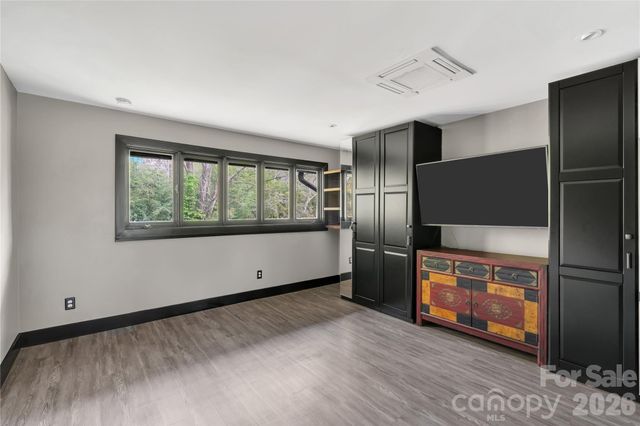 4209 Burning Tree Drive, Charlotte, NC 28277