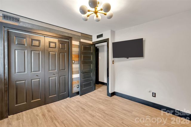 4209 Burning Tree Drive, Charlotte, NC 28277